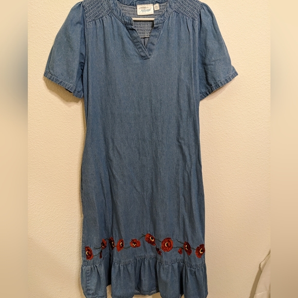 Nationals Embroidered denim Ruffle Midi Dress with flowers, ruching & pockets M - Picture 5 of 9